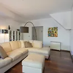 Guincho فيلة *